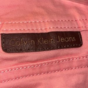 Calvin Klein Jeans light Orange beautiful color to wear in Summer.